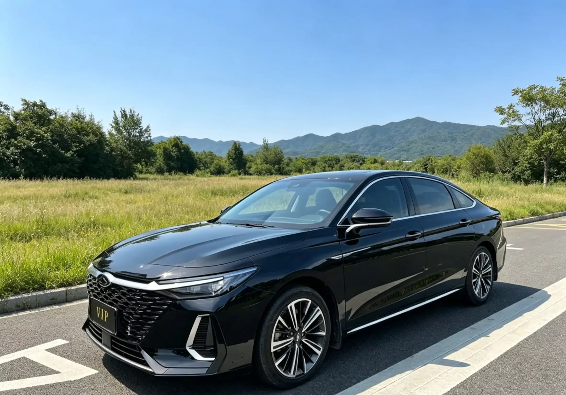 Chery Arrizo 8