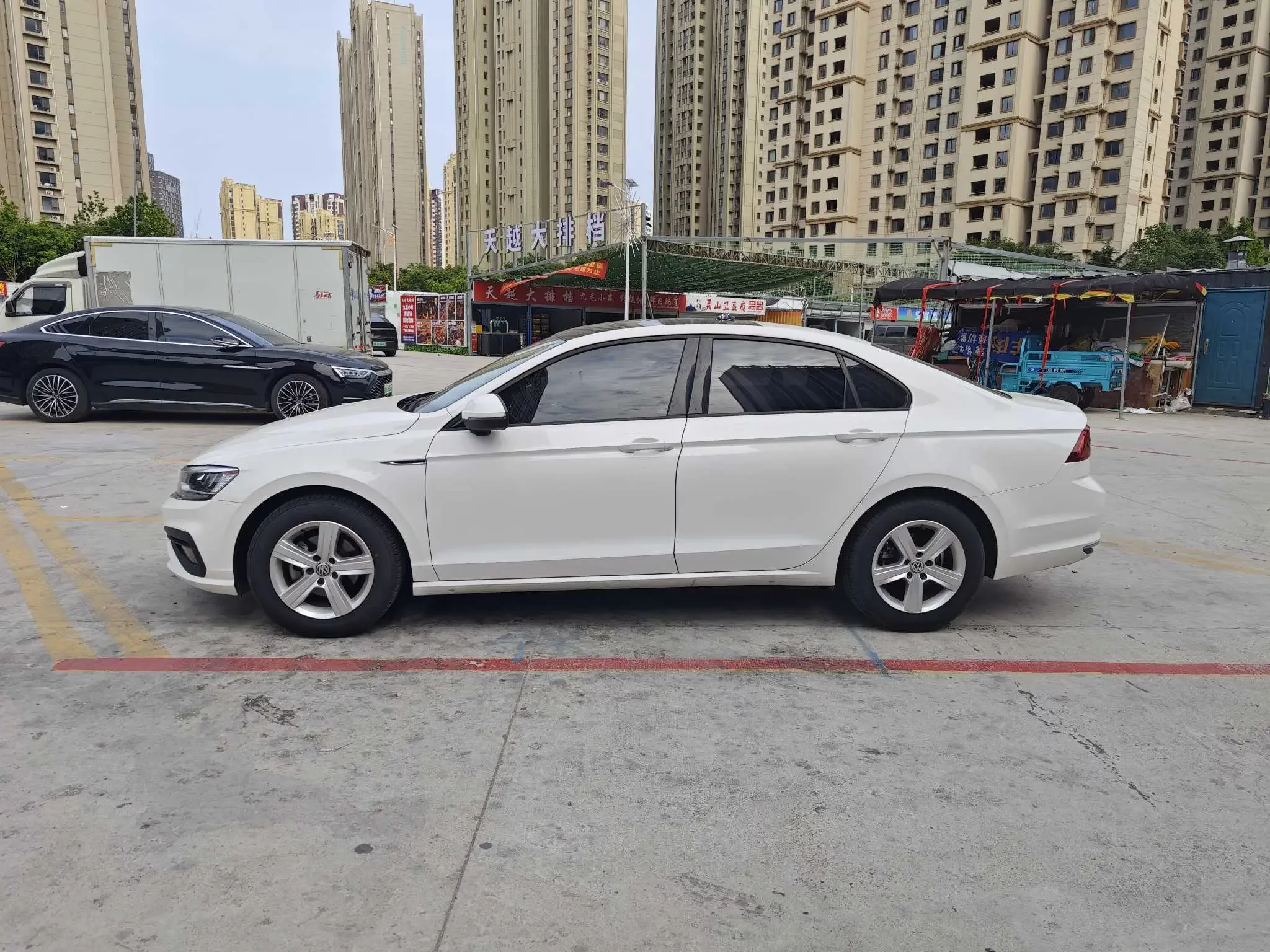 Volkswagen Lamando