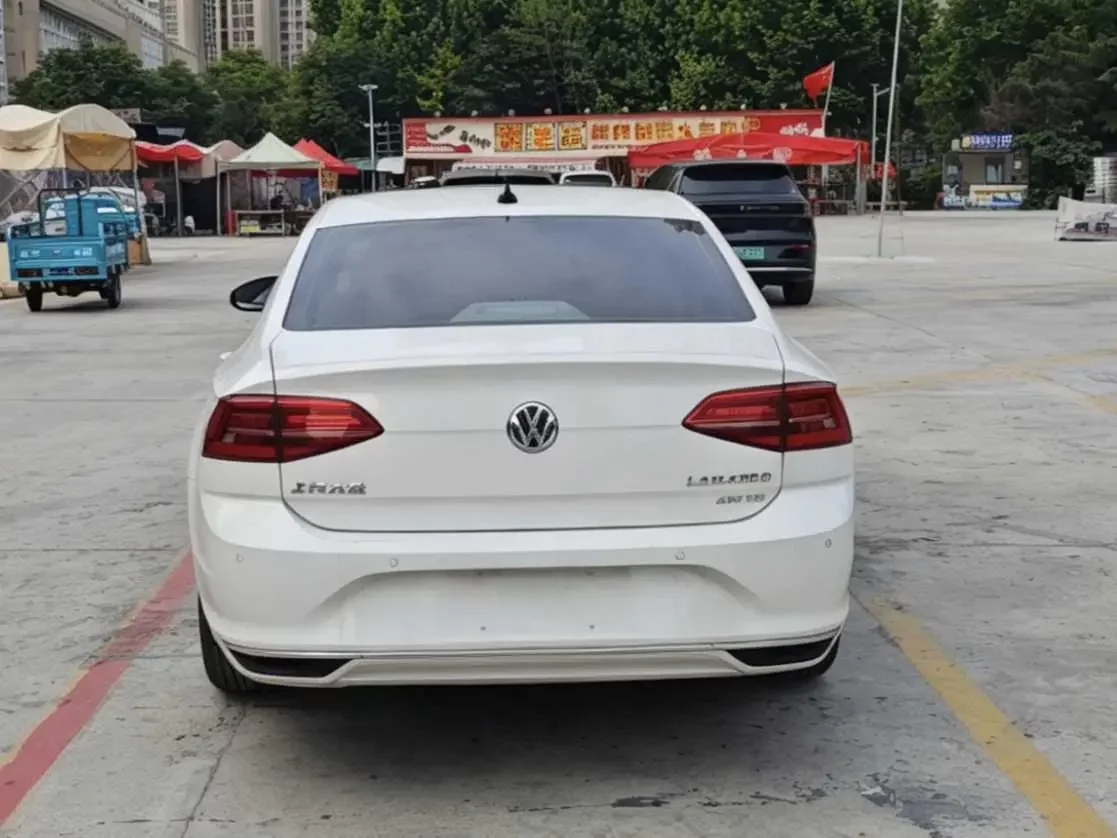 Volkswagen Lamando