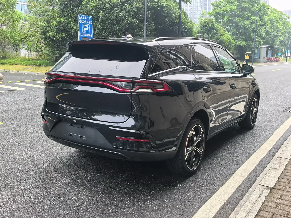 BYD Tang DM