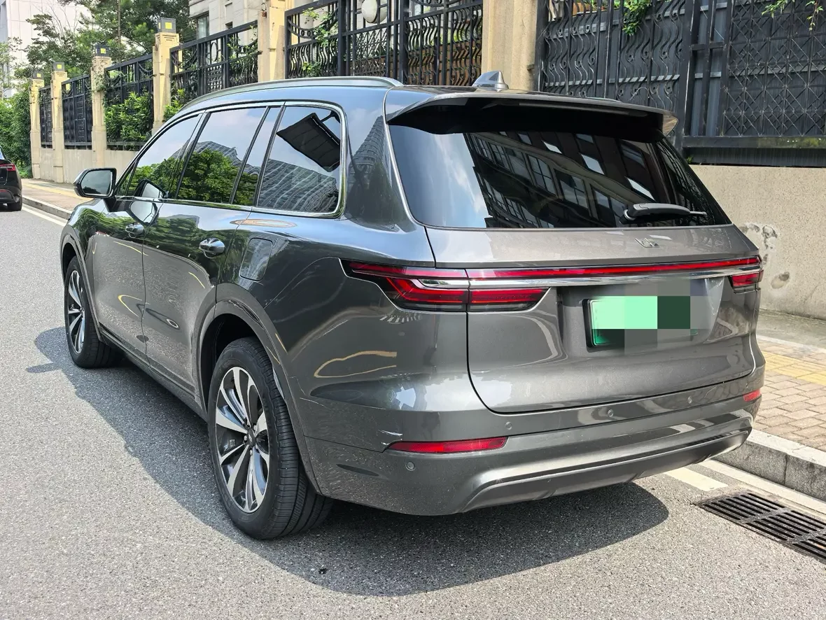 Lixiang ONE