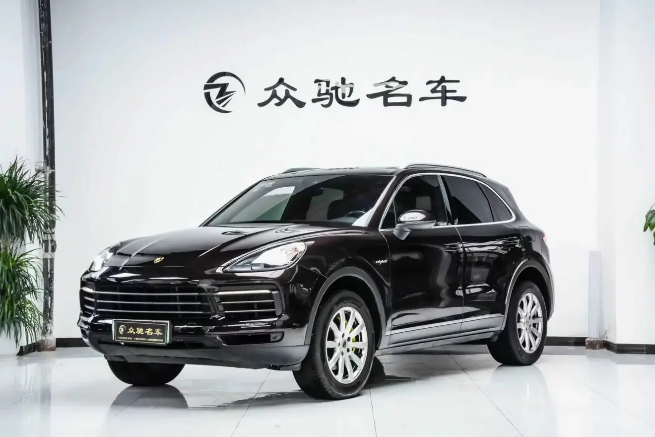 Porsche Cayenne E-Hybrid  из Китая