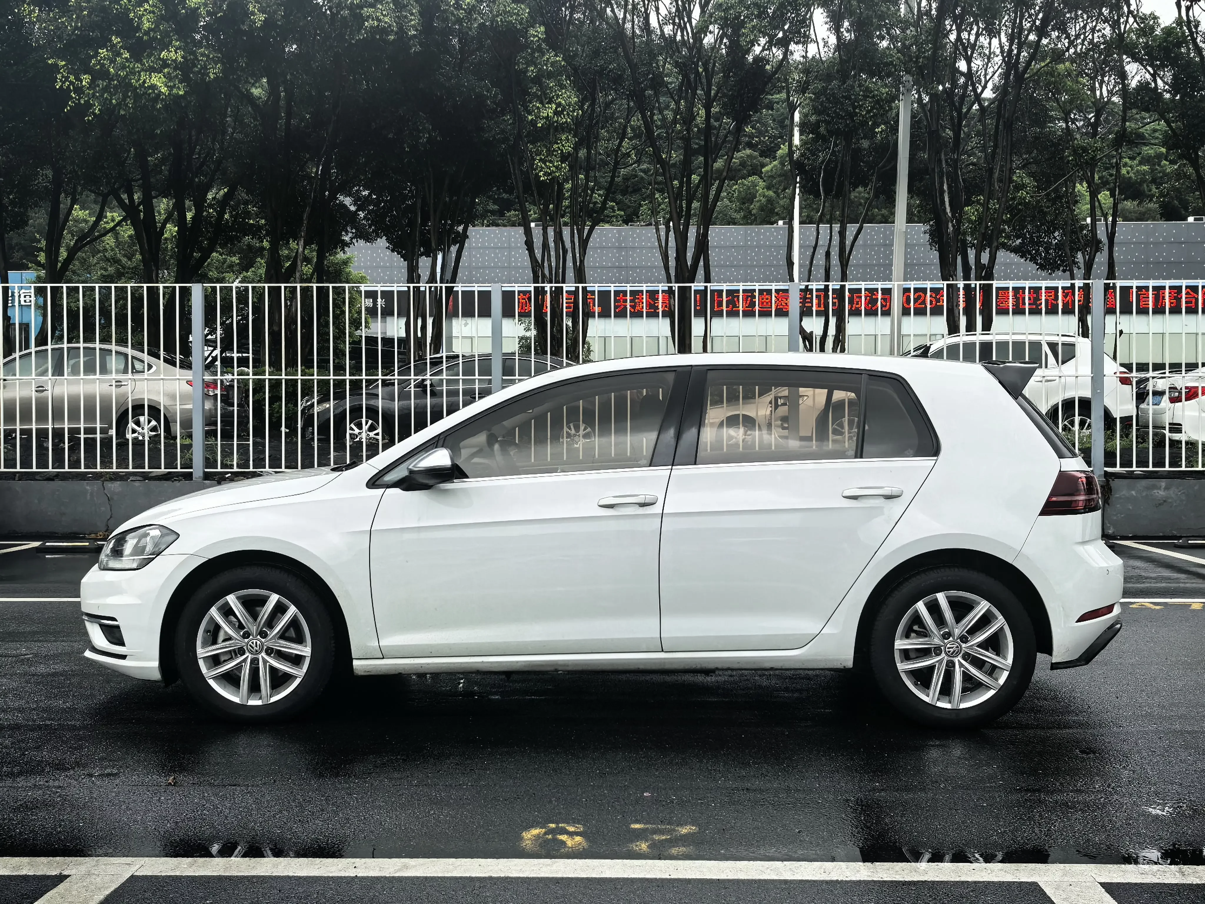 Volkswagen golf