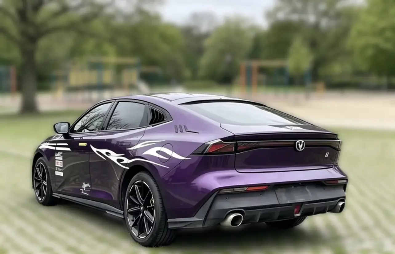 Changan UNI-V