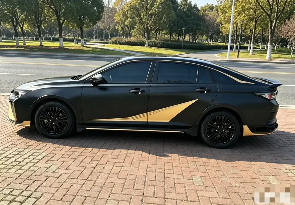 Dongfeng Yixuan MAX