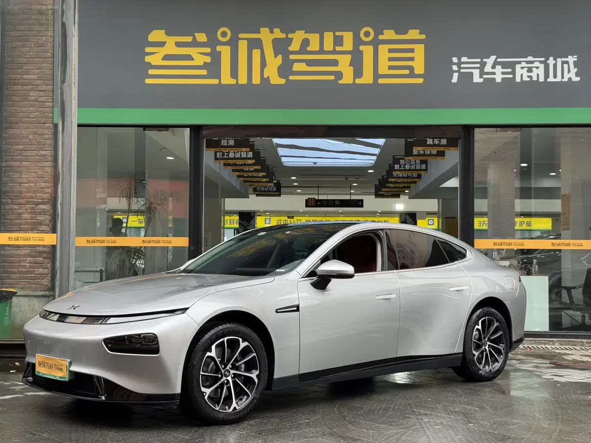 Xpeng P7