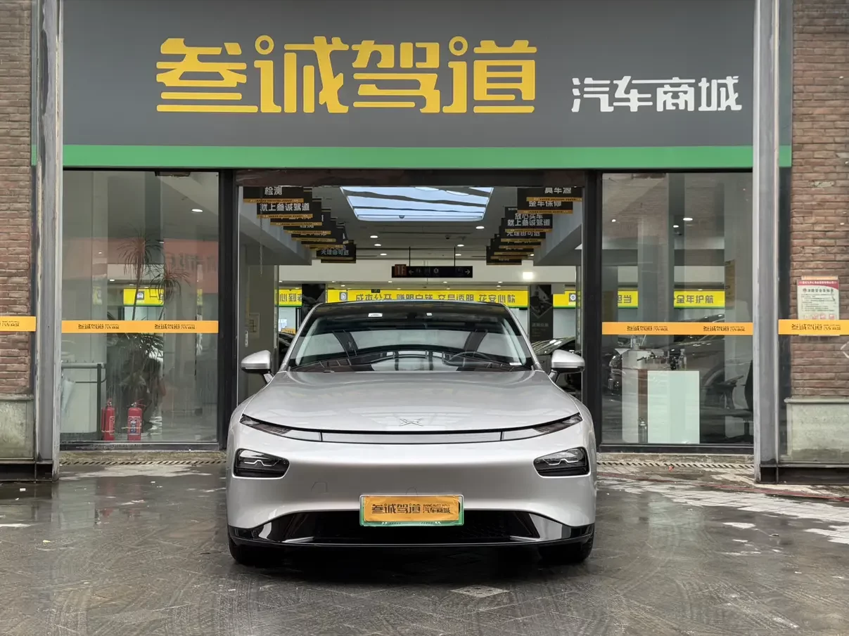 Xpeng P7