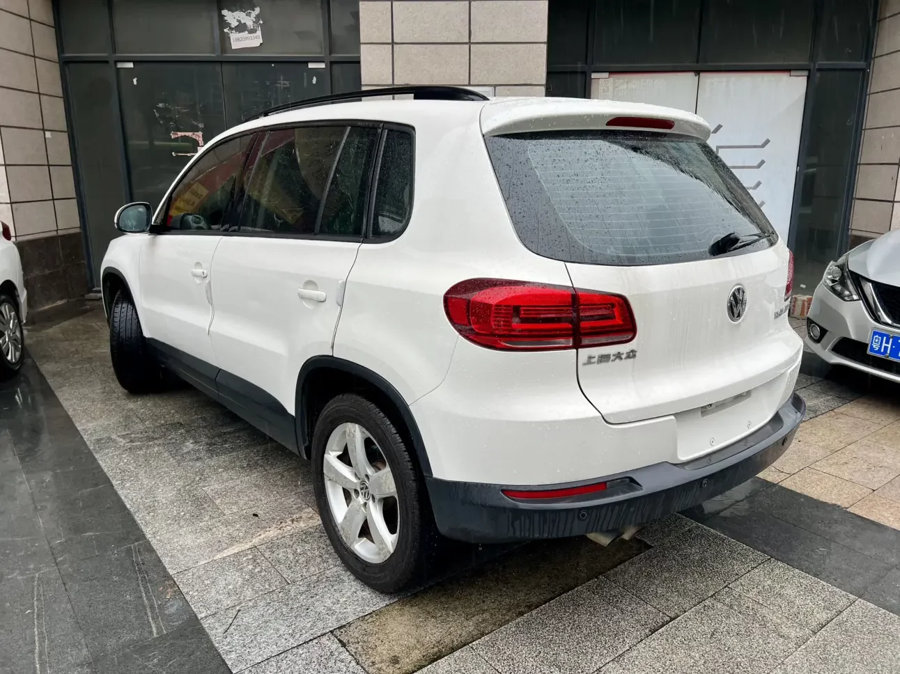 Volkswagen Tiguan (Tharu)
