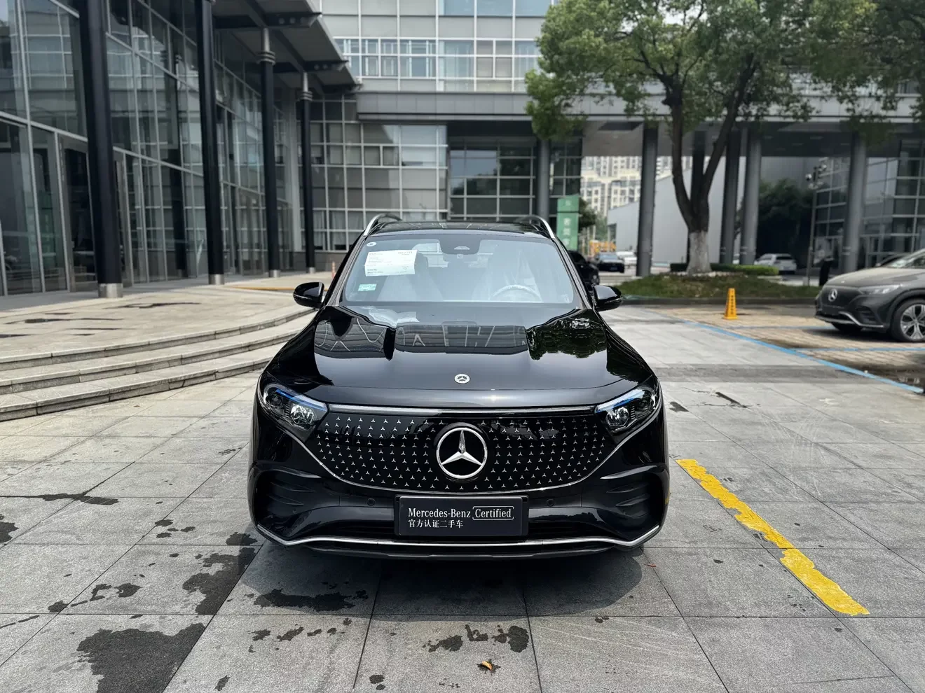 Mercedes-Benz EQB