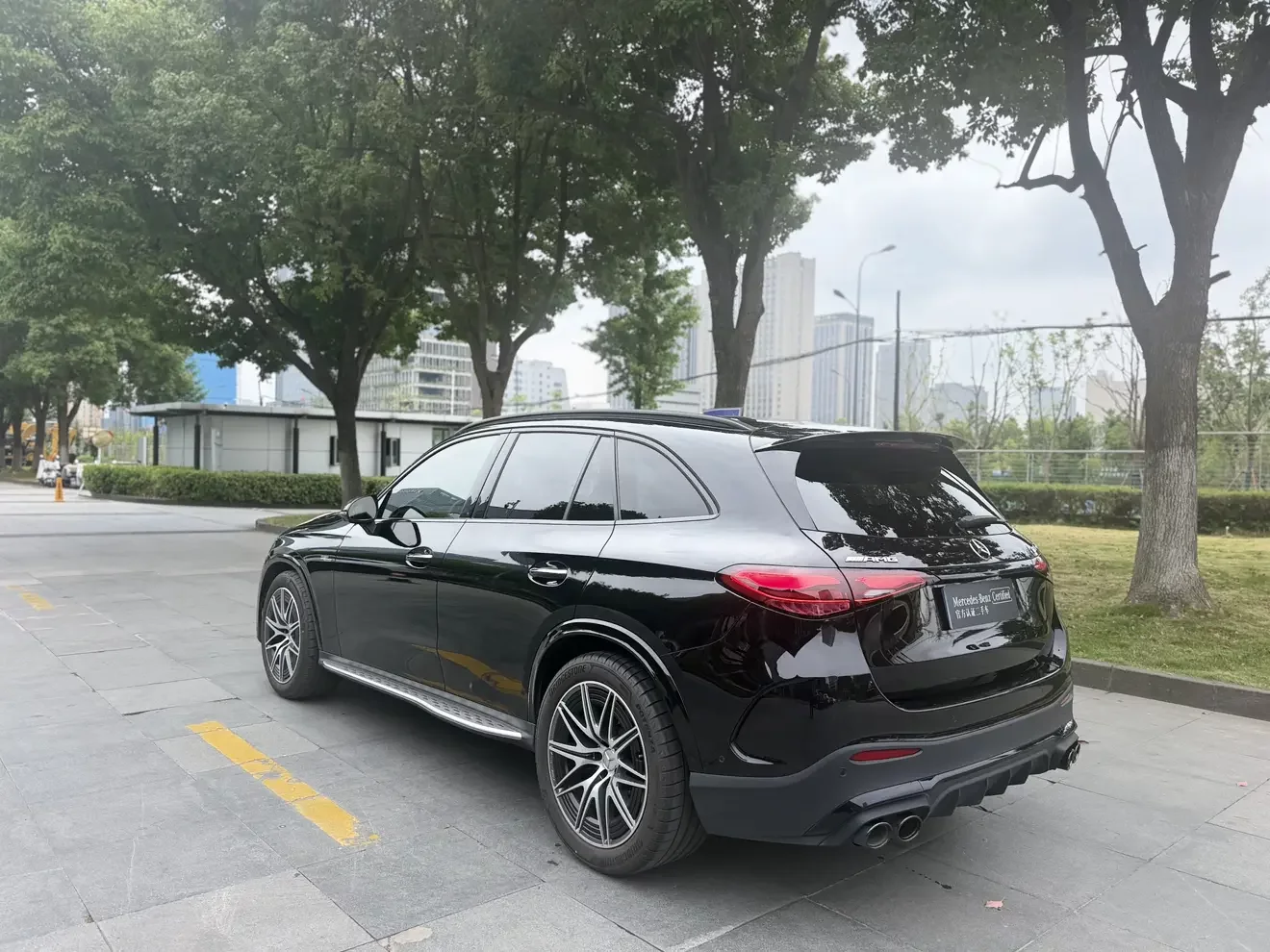 Mercedes-Benz GLC AMG