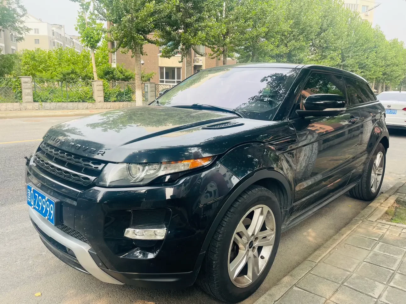 Land Rover Range Rover Evoque  из Китая