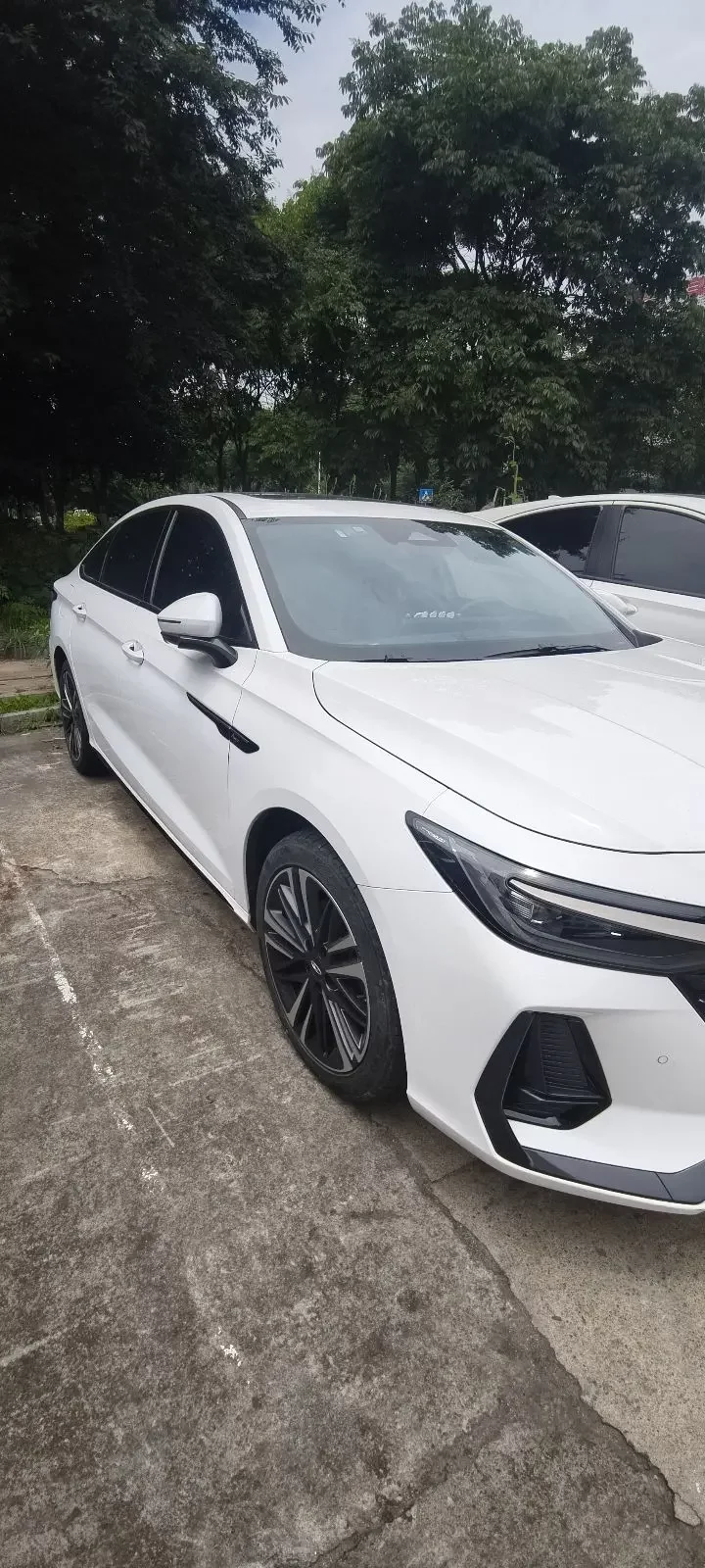Chery Arrizo 8