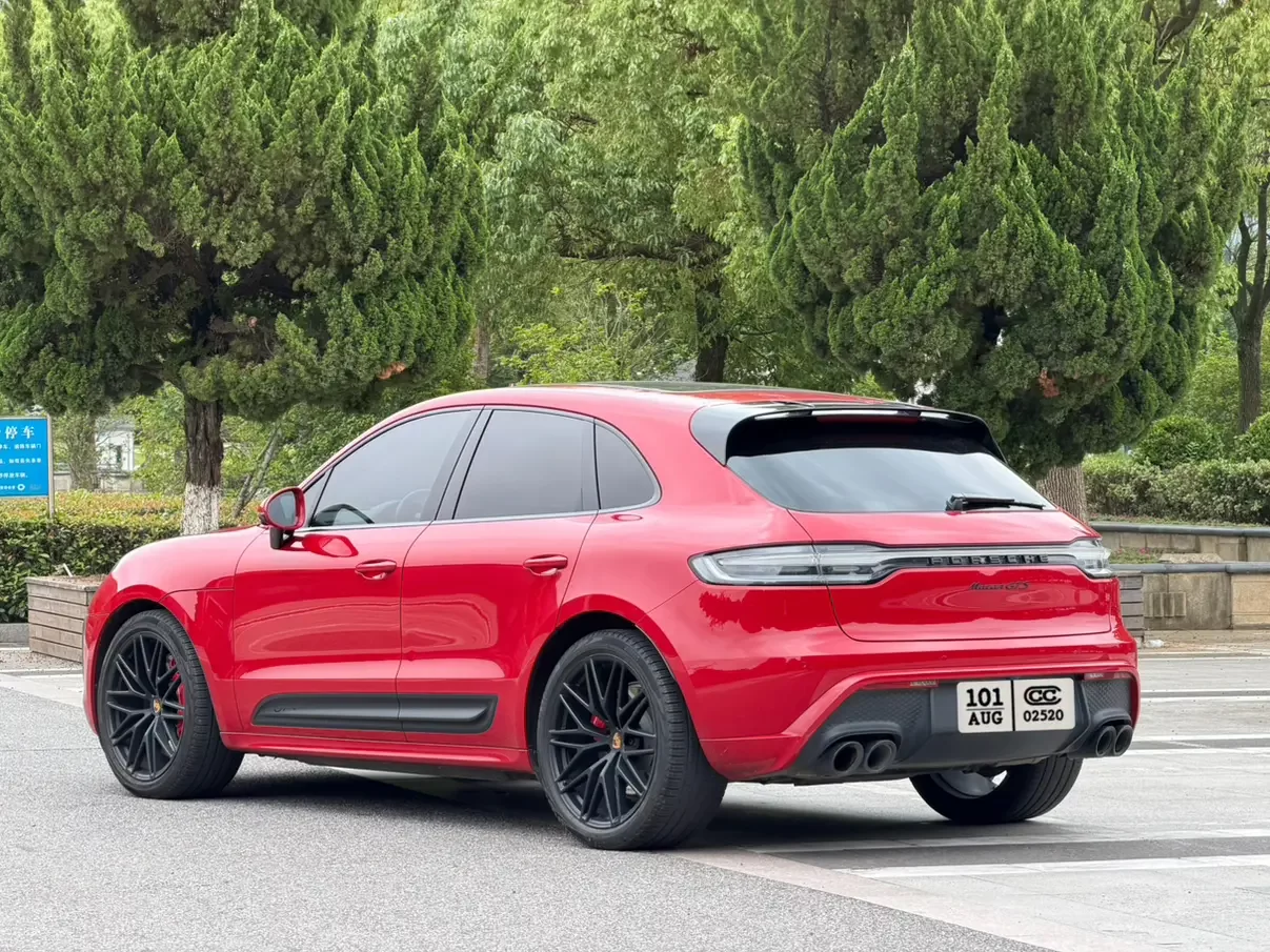 Porsche Macan
