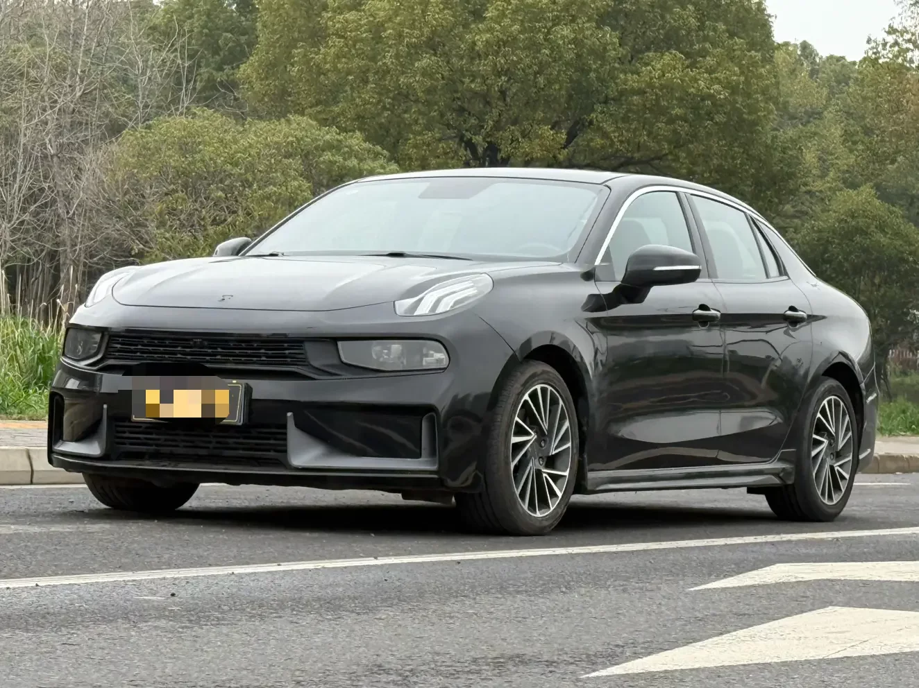 Lynk & Co 03