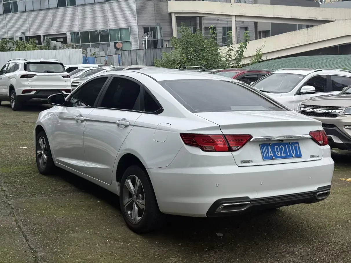 Geely Emgrand GL