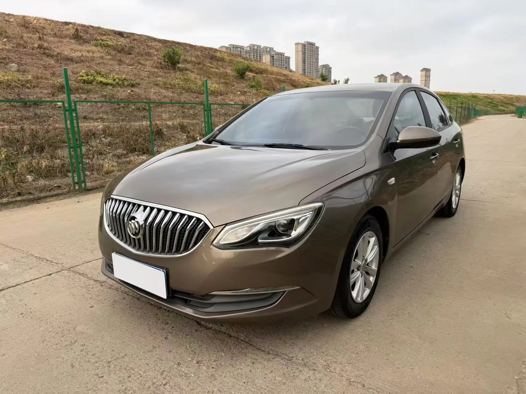 Buick Yinglang