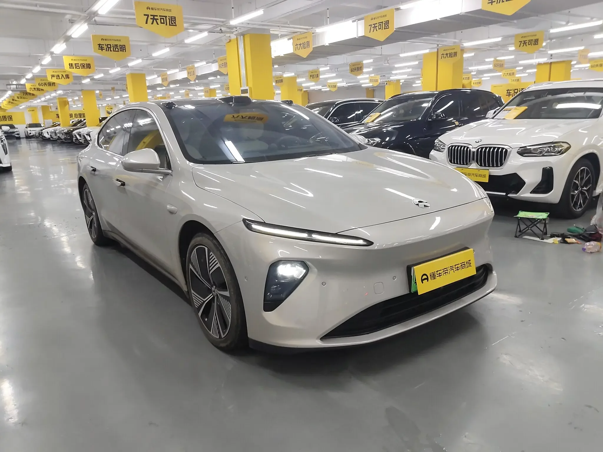 NIO ET7