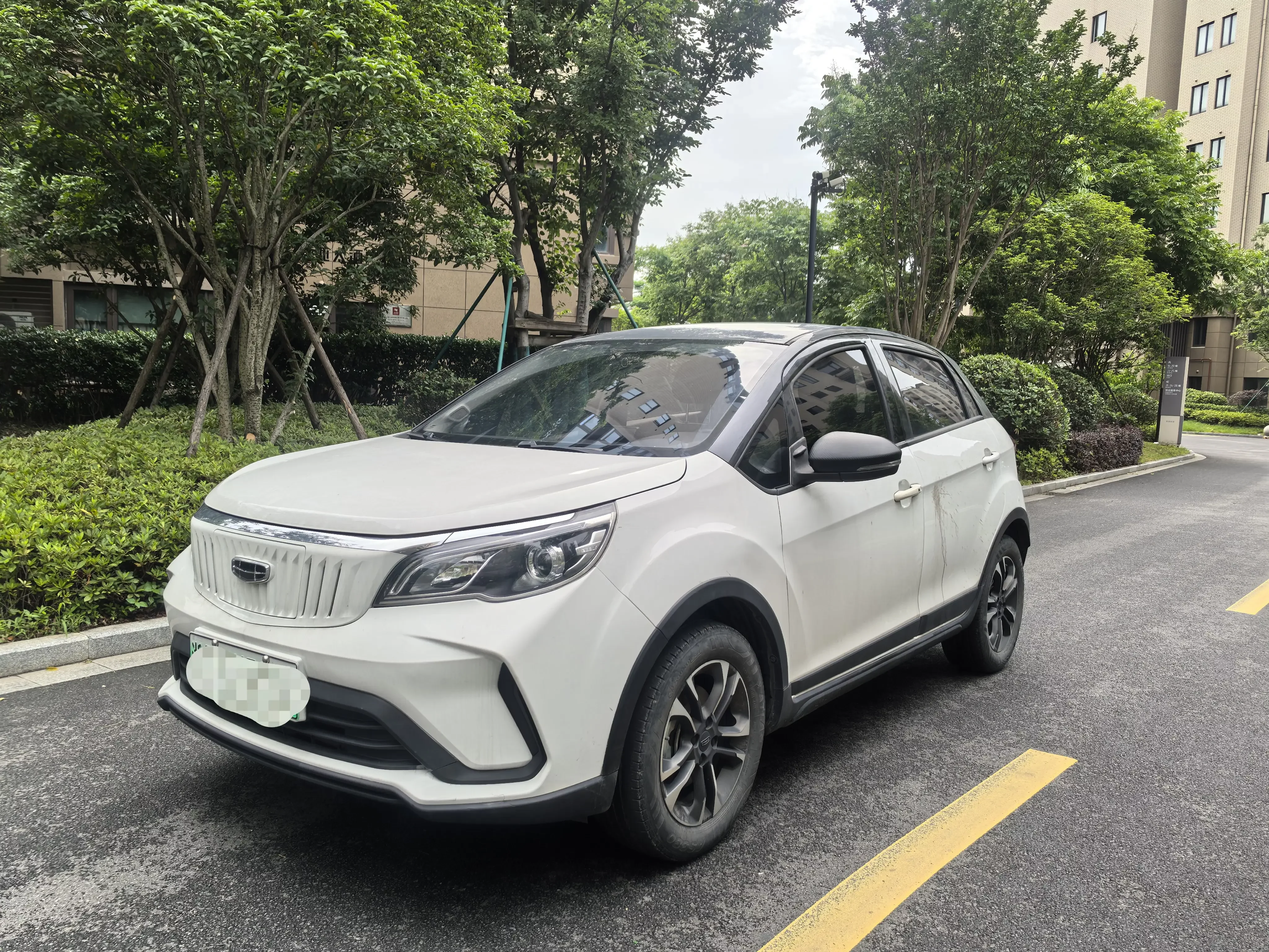 Geely EX3 Kung Fu Cow