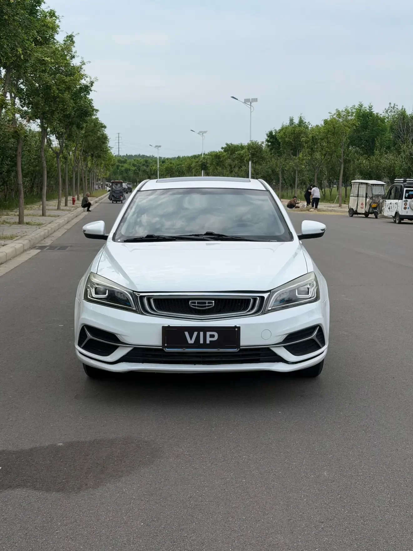 Geely emgrand