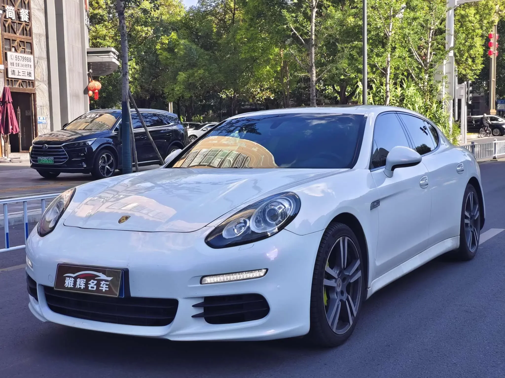 Porsche Panamera  из Китая