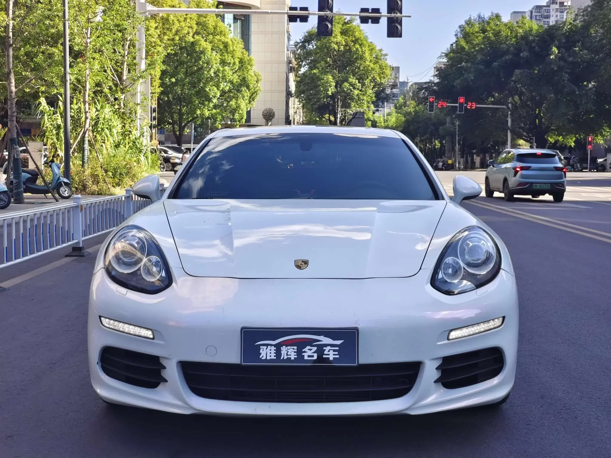 Porsche Panamera  из Китая
