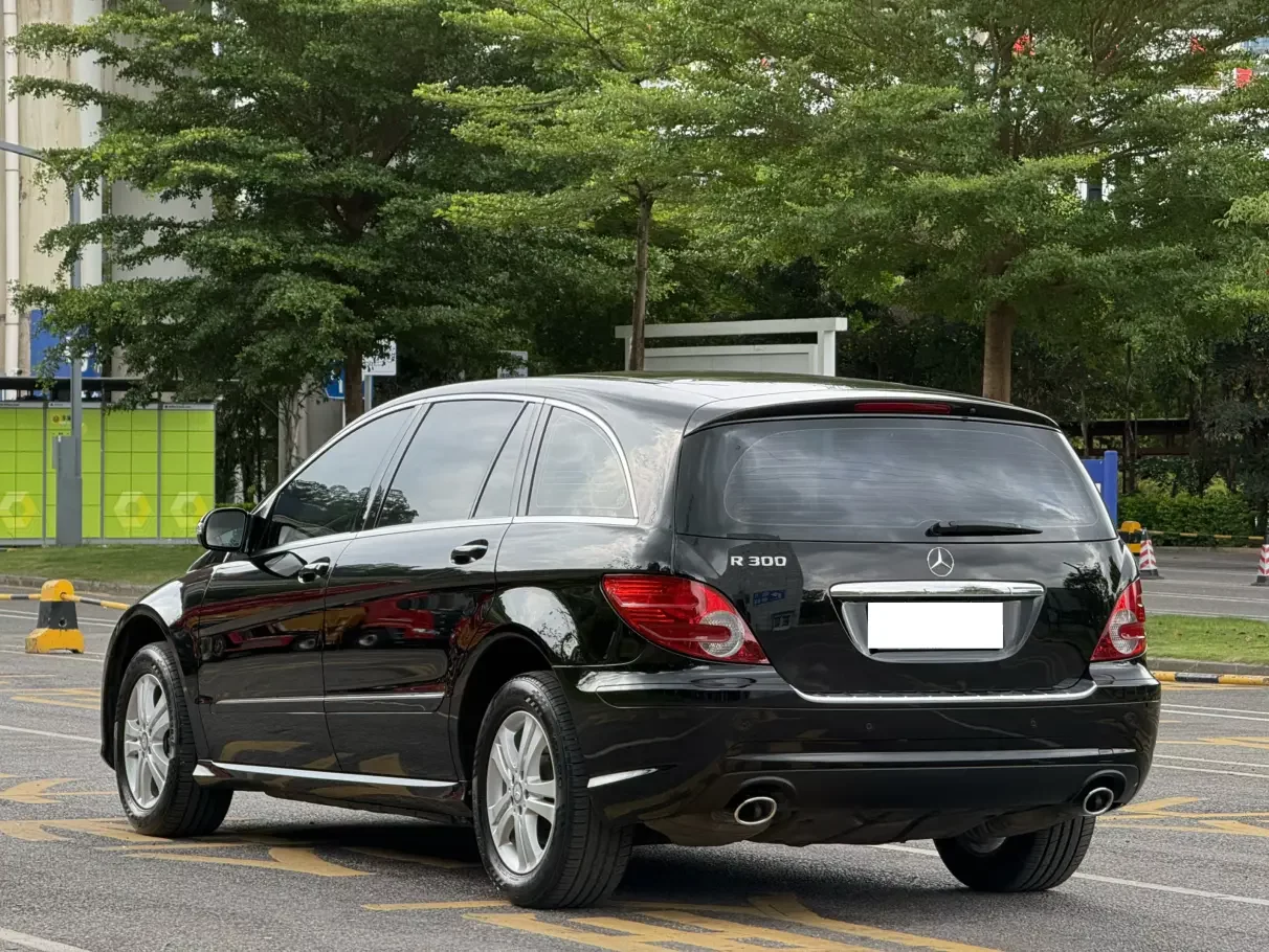 Mercedes-Benz R-Class