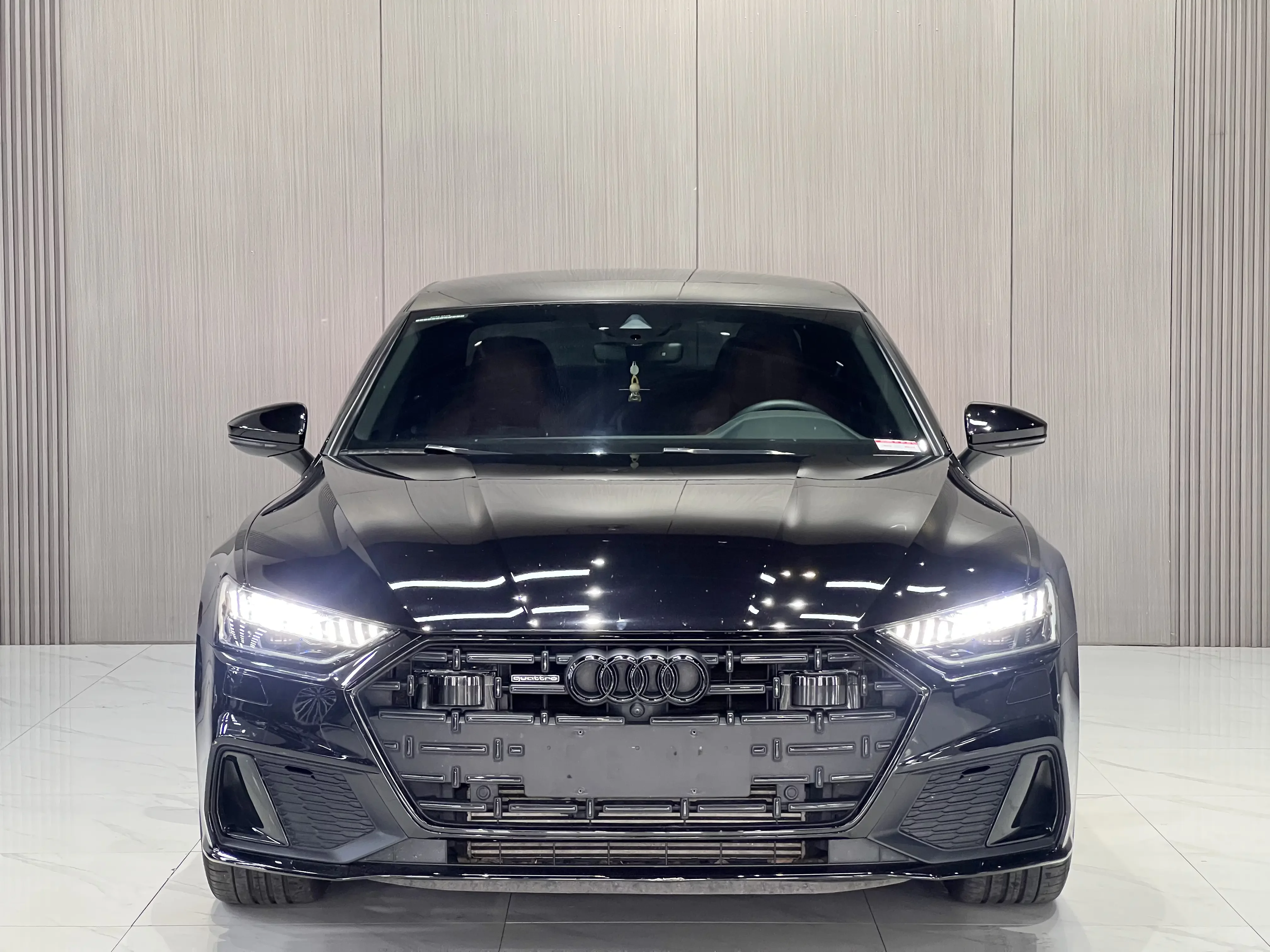Audi A7L