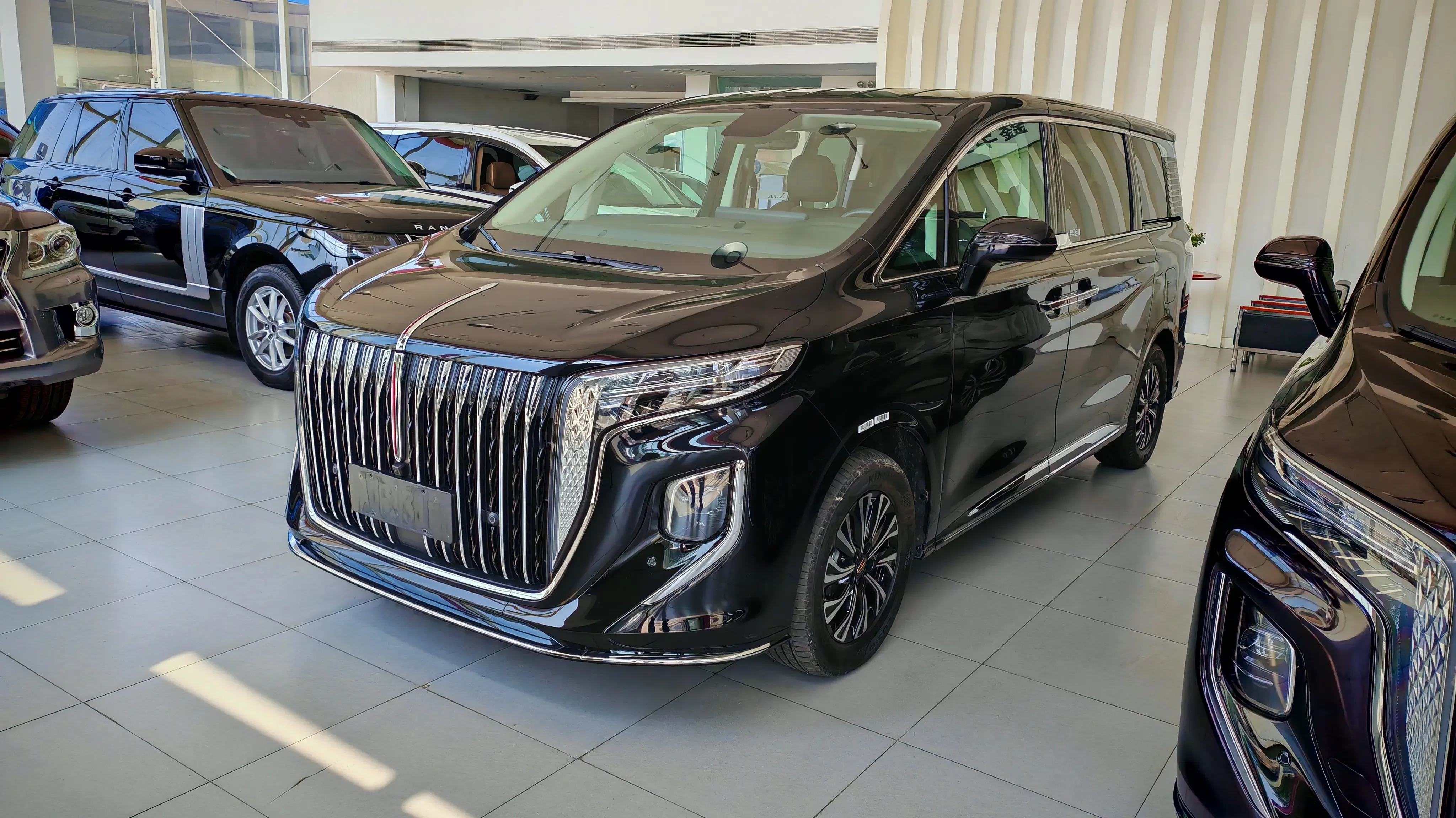 Hongqi HQ9 PHEV