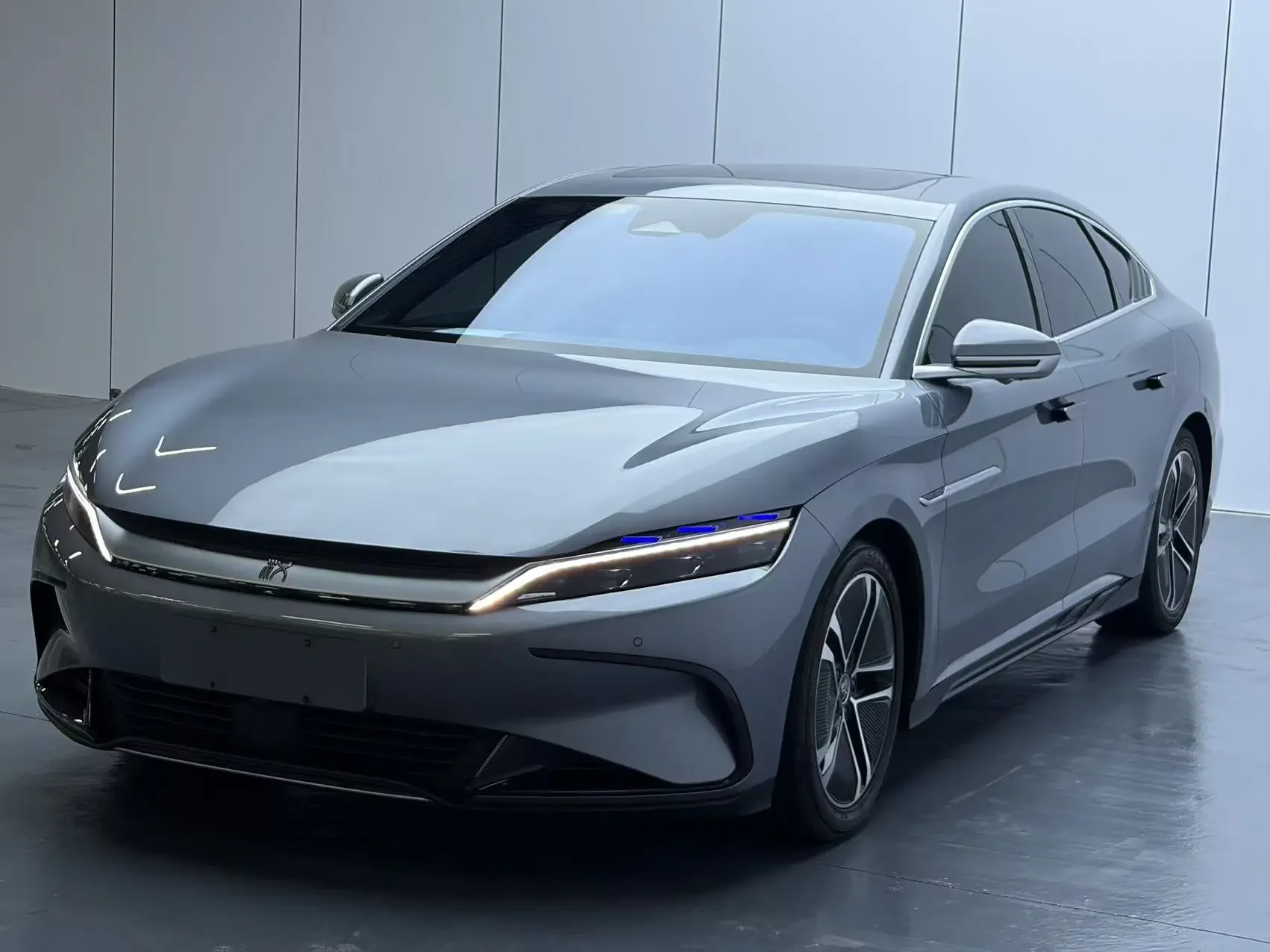 BYD Han EV
