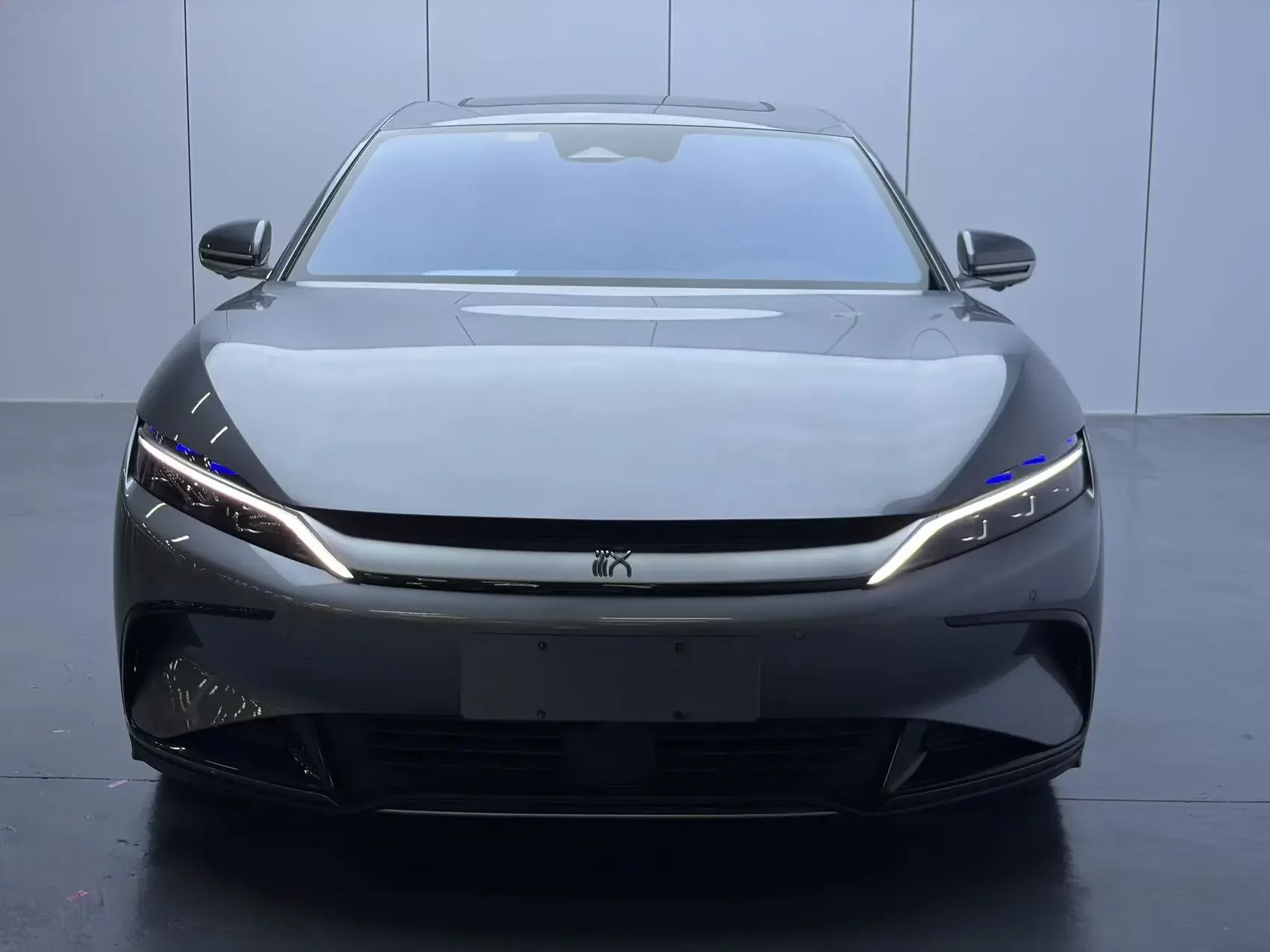 BYD Han EV