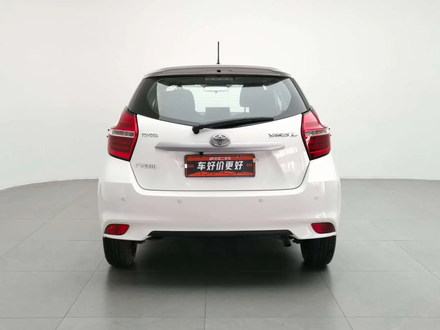 Toyota Yaris L