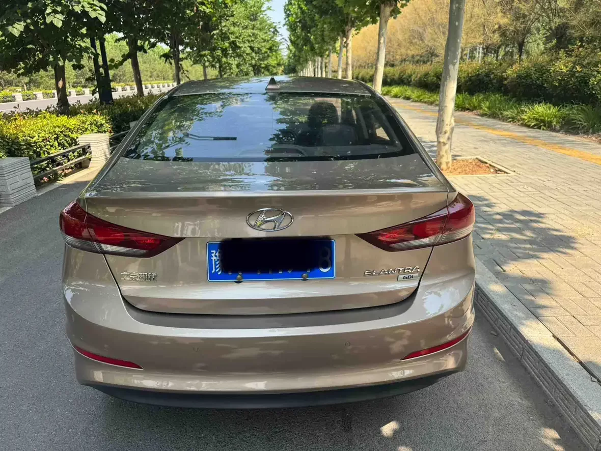 Hyundai lead