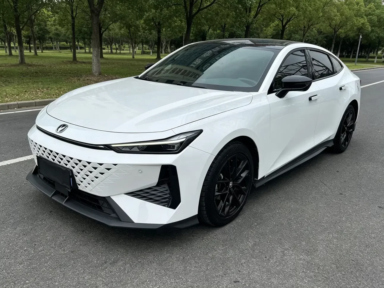 Changan UNI-V