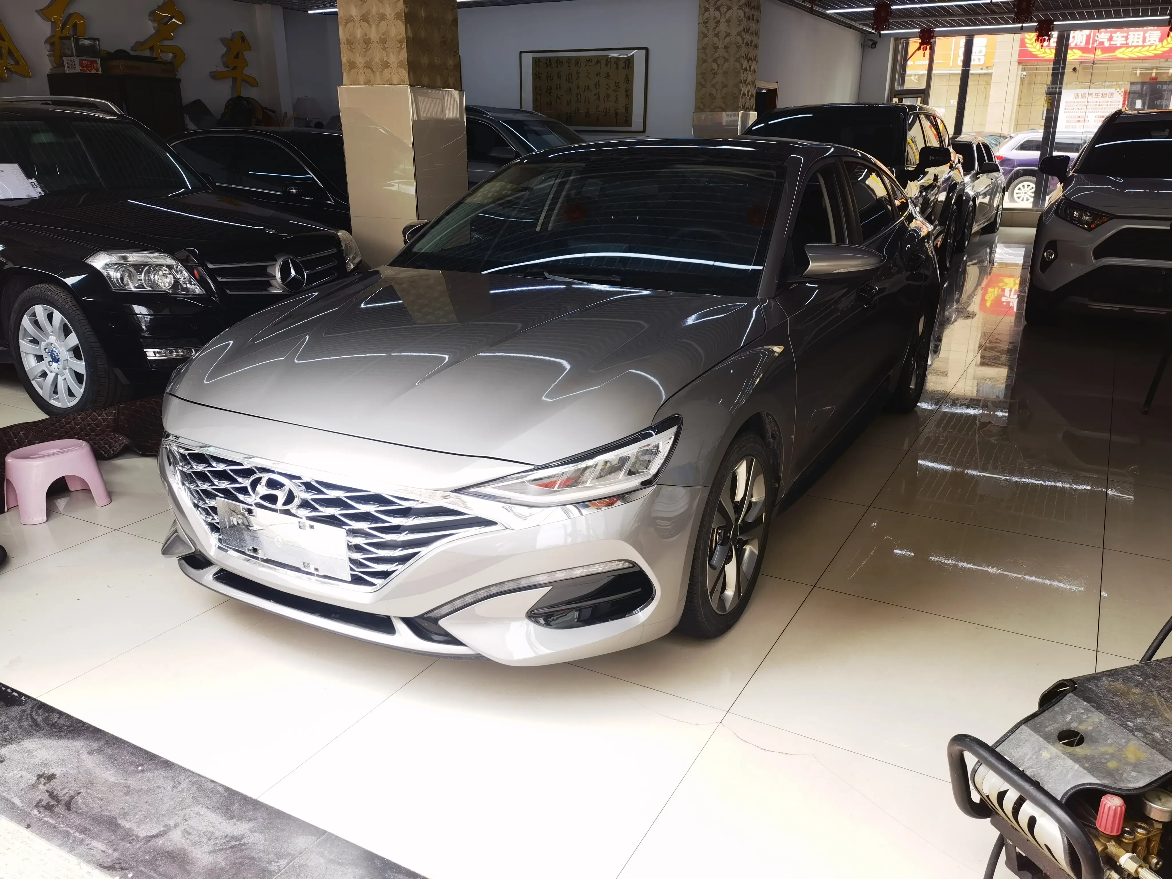 Hyundai Lafesta