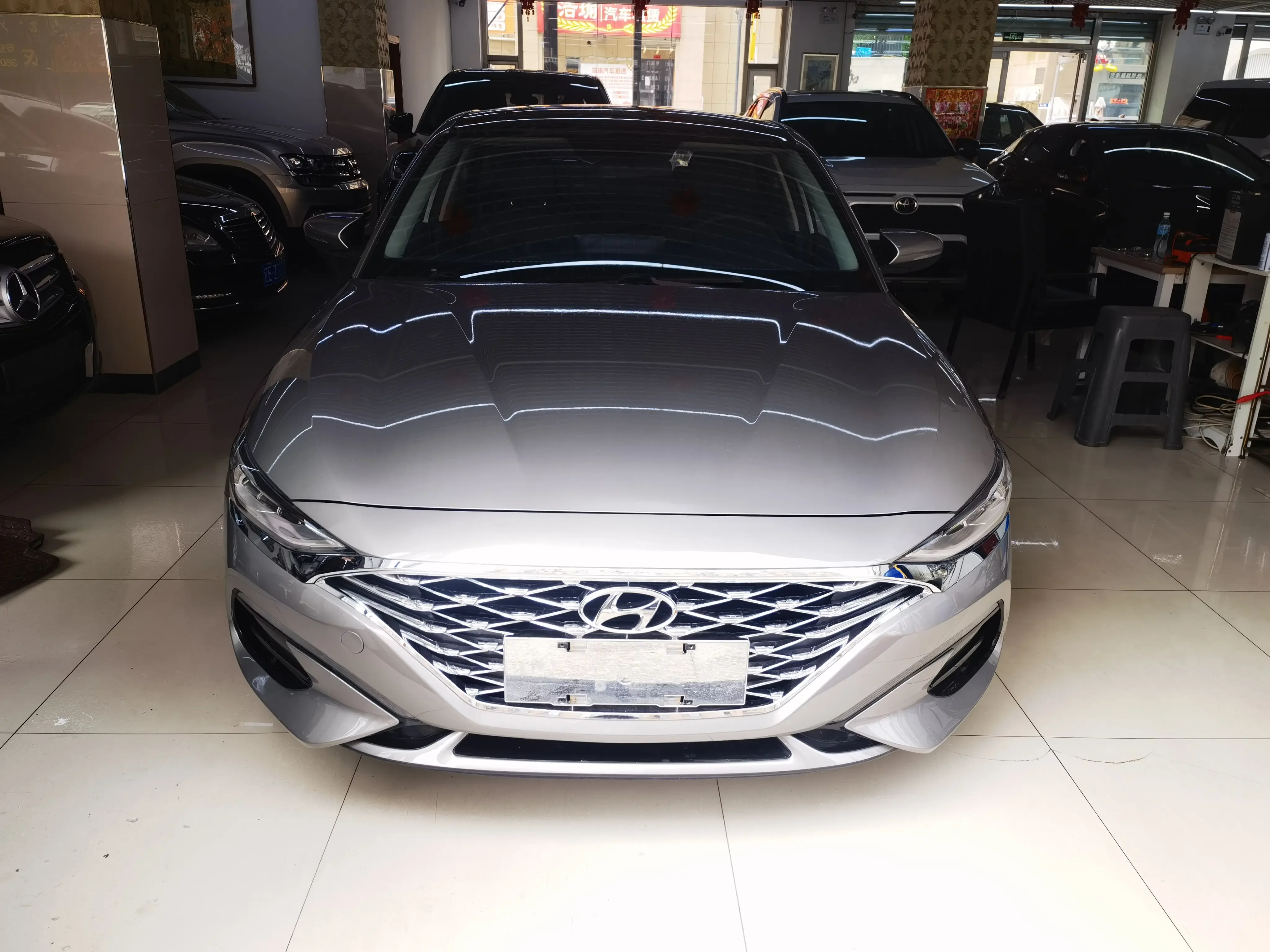 Hyundai Lafesta