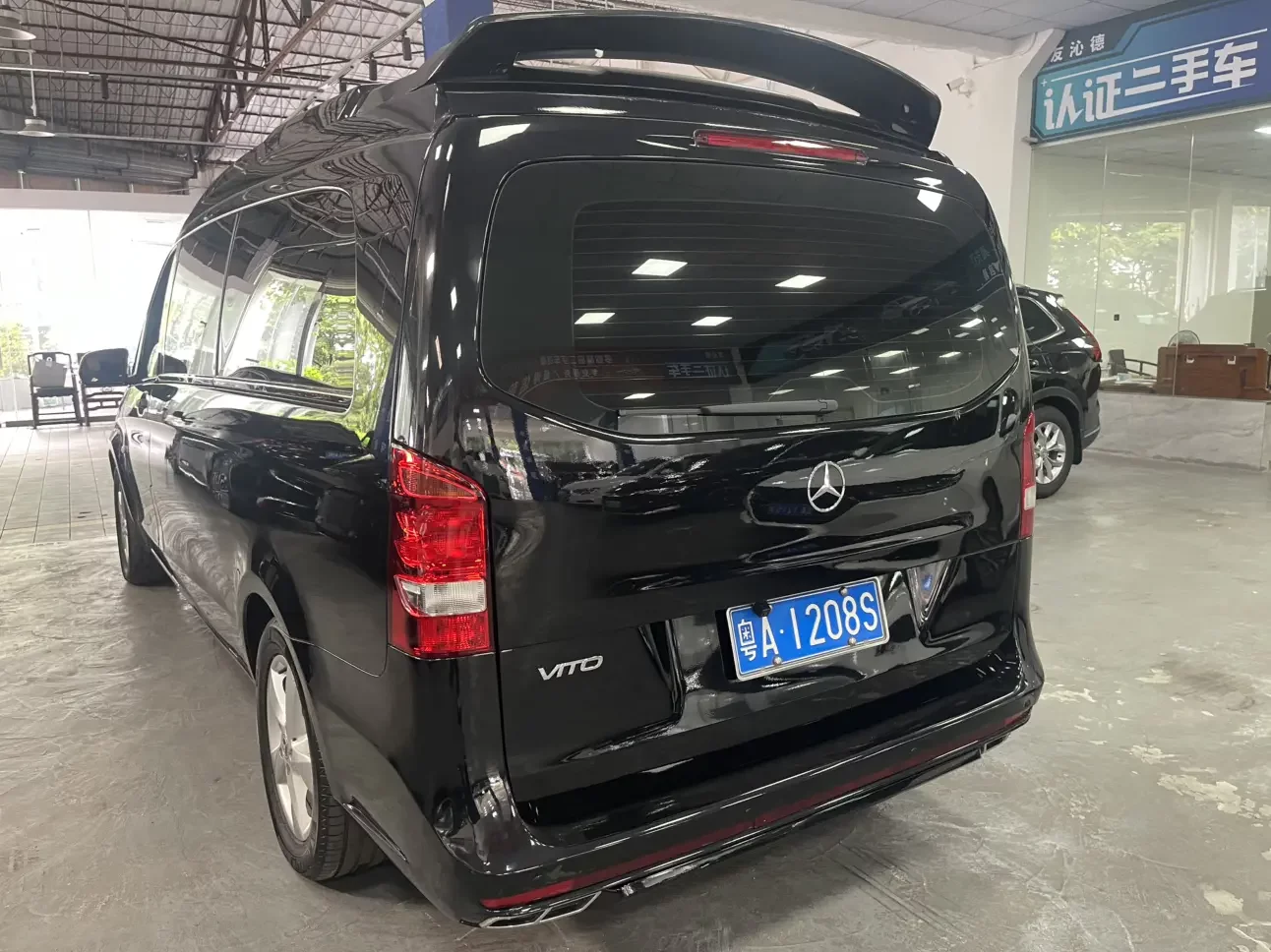 Mercedes-Benz Vito