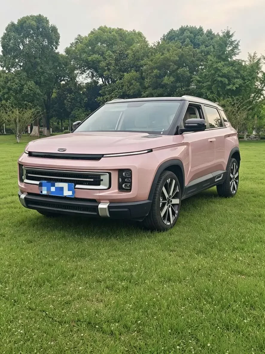 Geely ICON