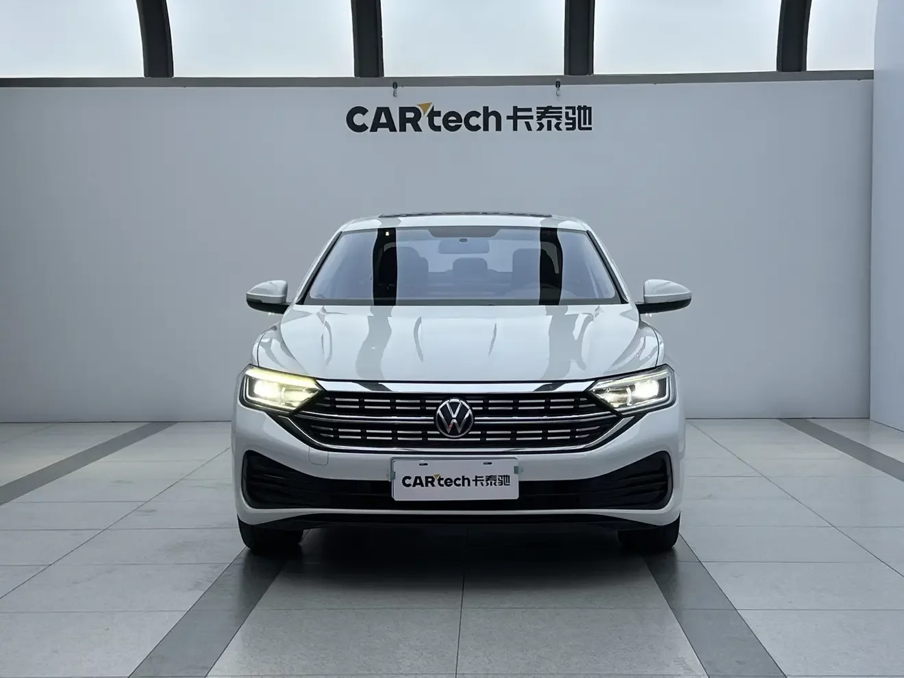 Volkswagen Sagitar