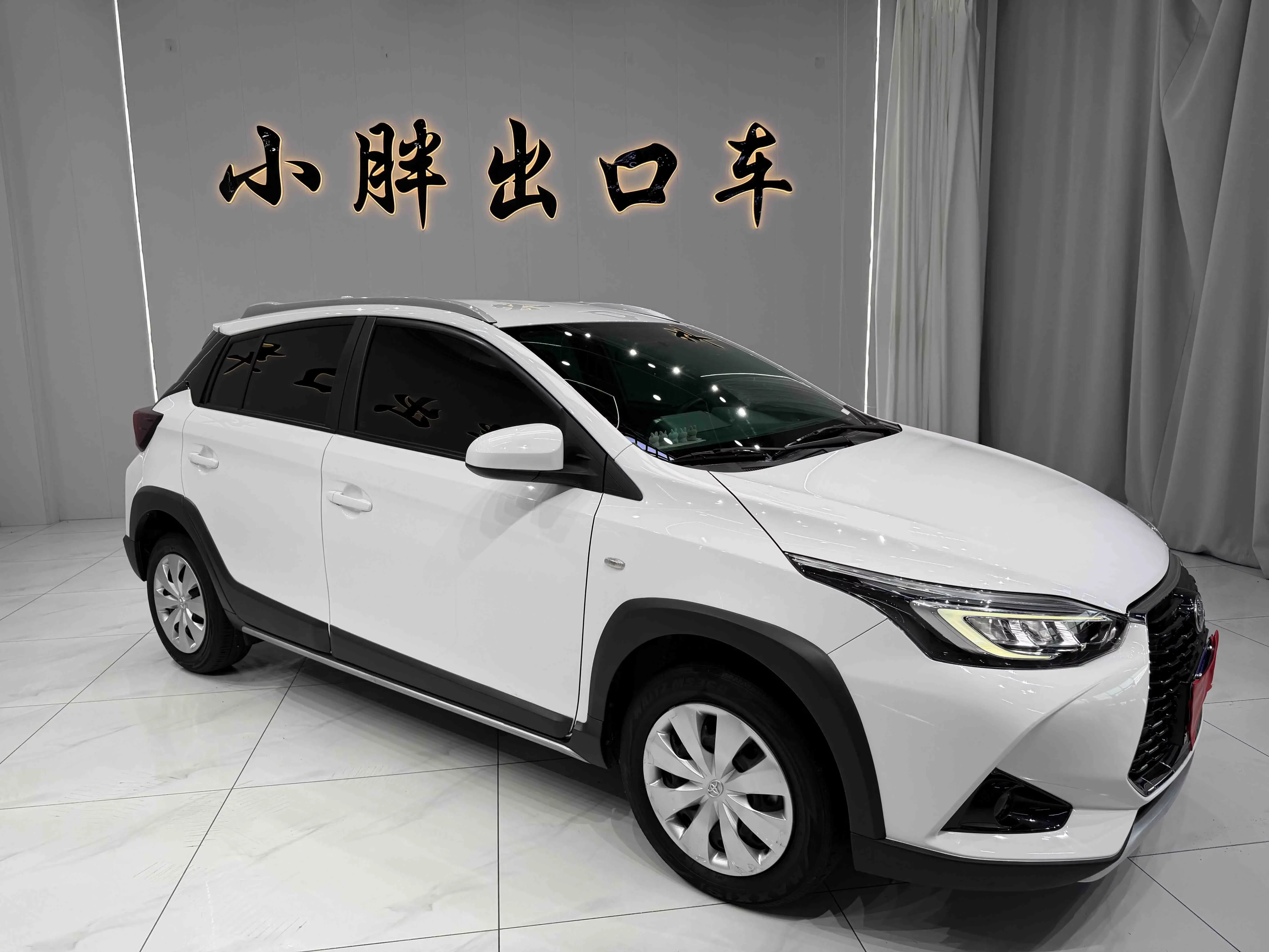 Toyota Yaris L