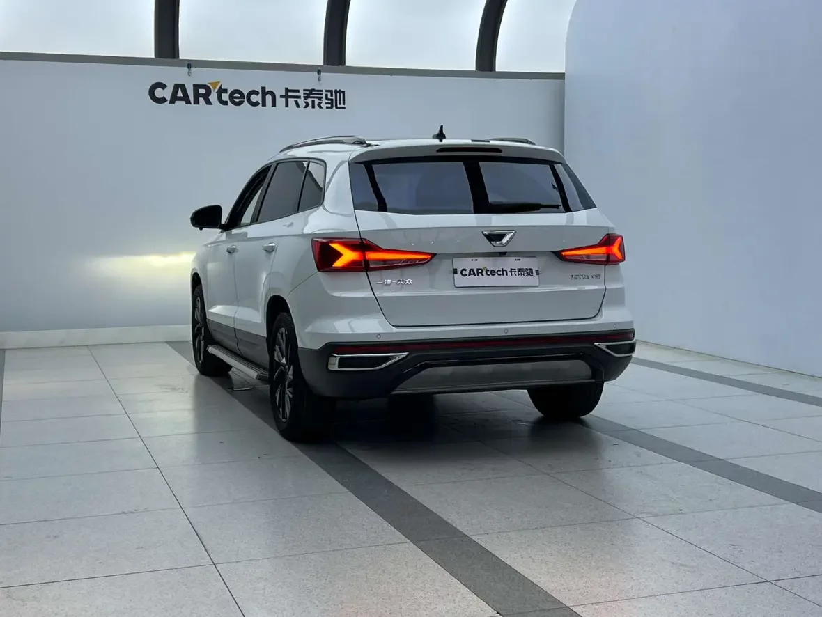 Jetta VS7