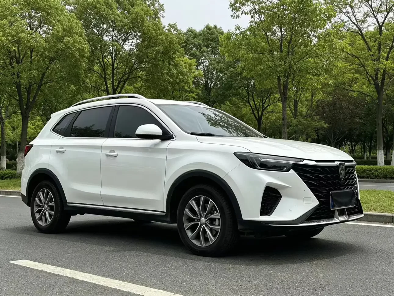 Roewe RX5