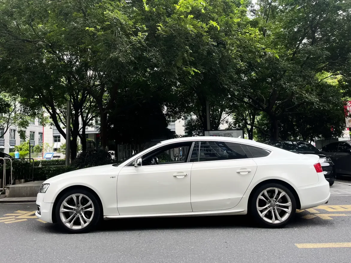 Audi S5