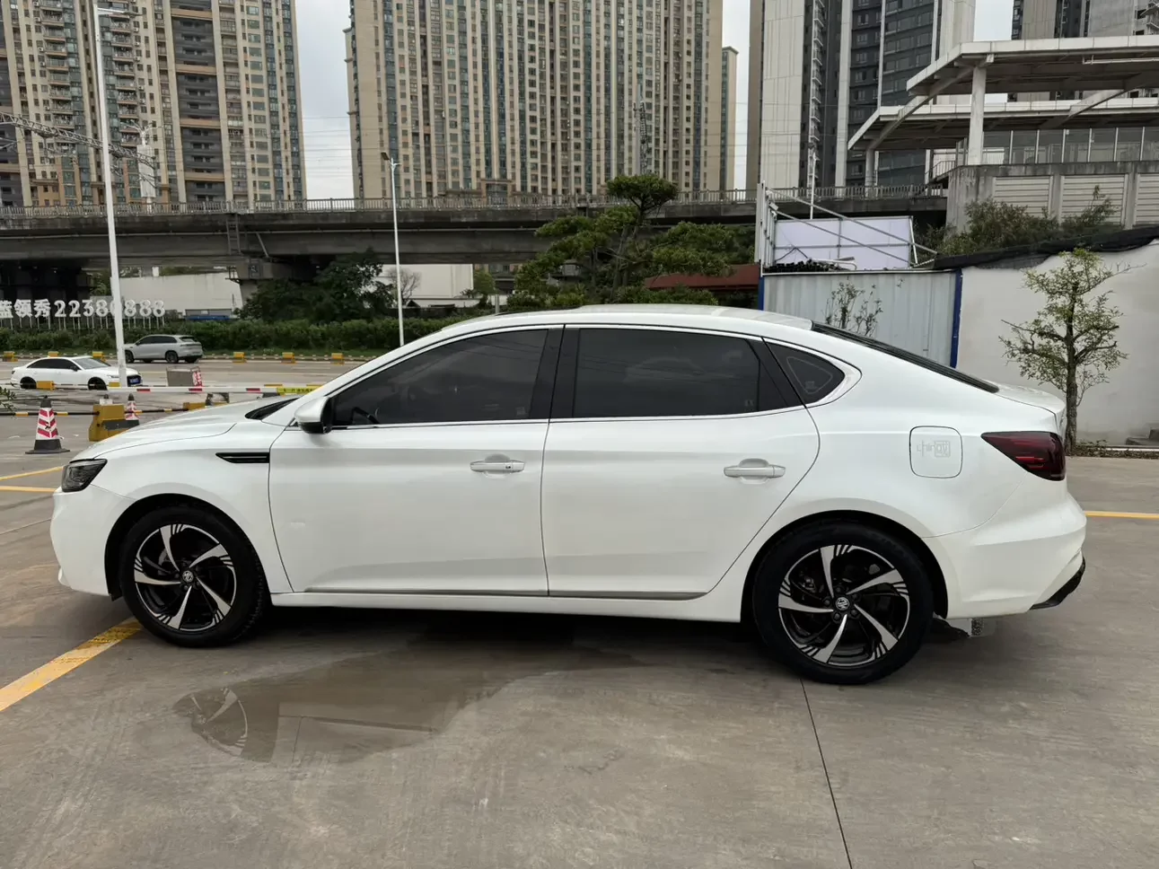 MG 6