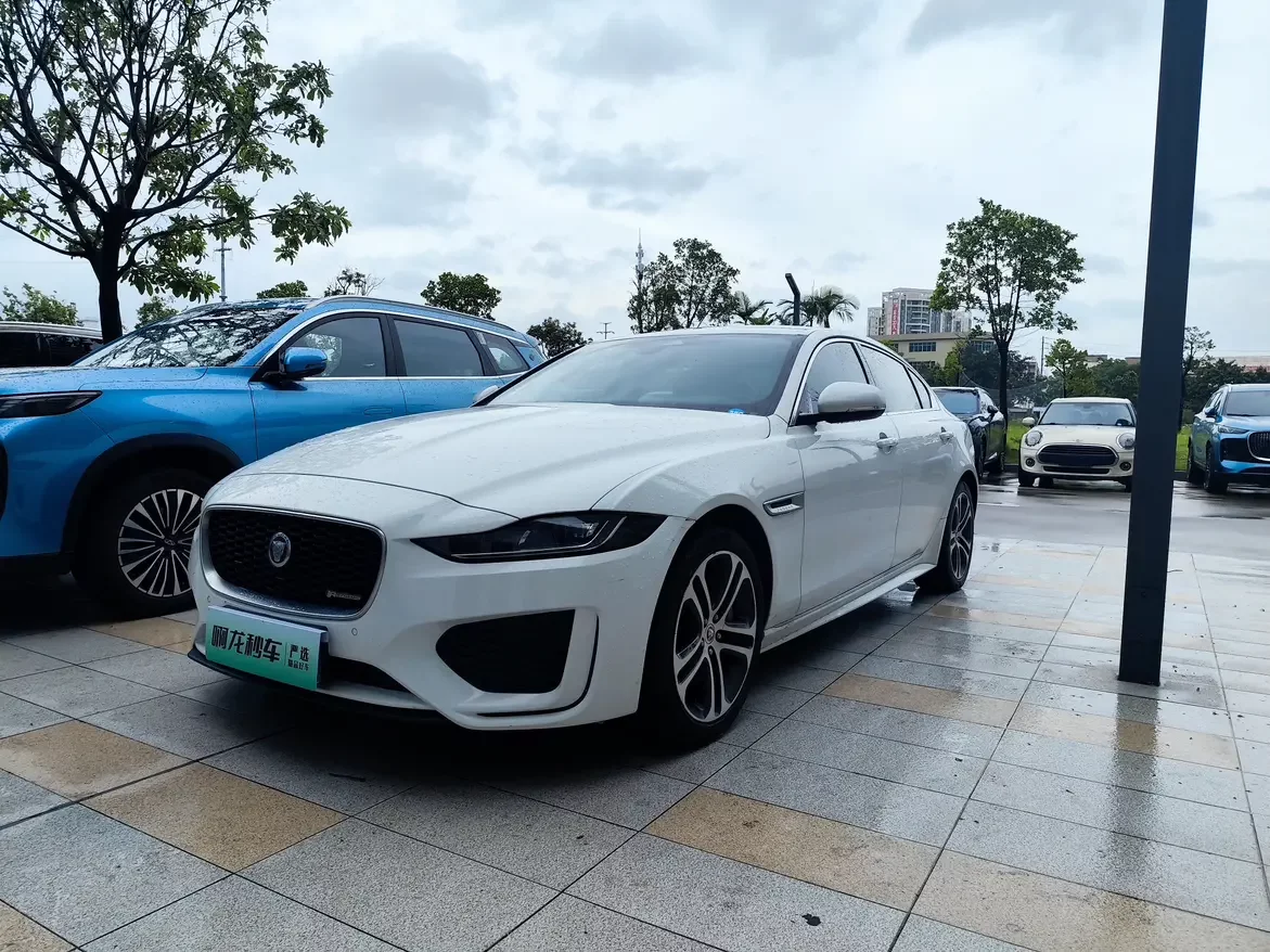 Jaguar XEL