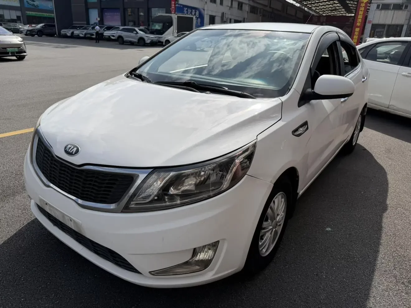 Kia K2  из Китая