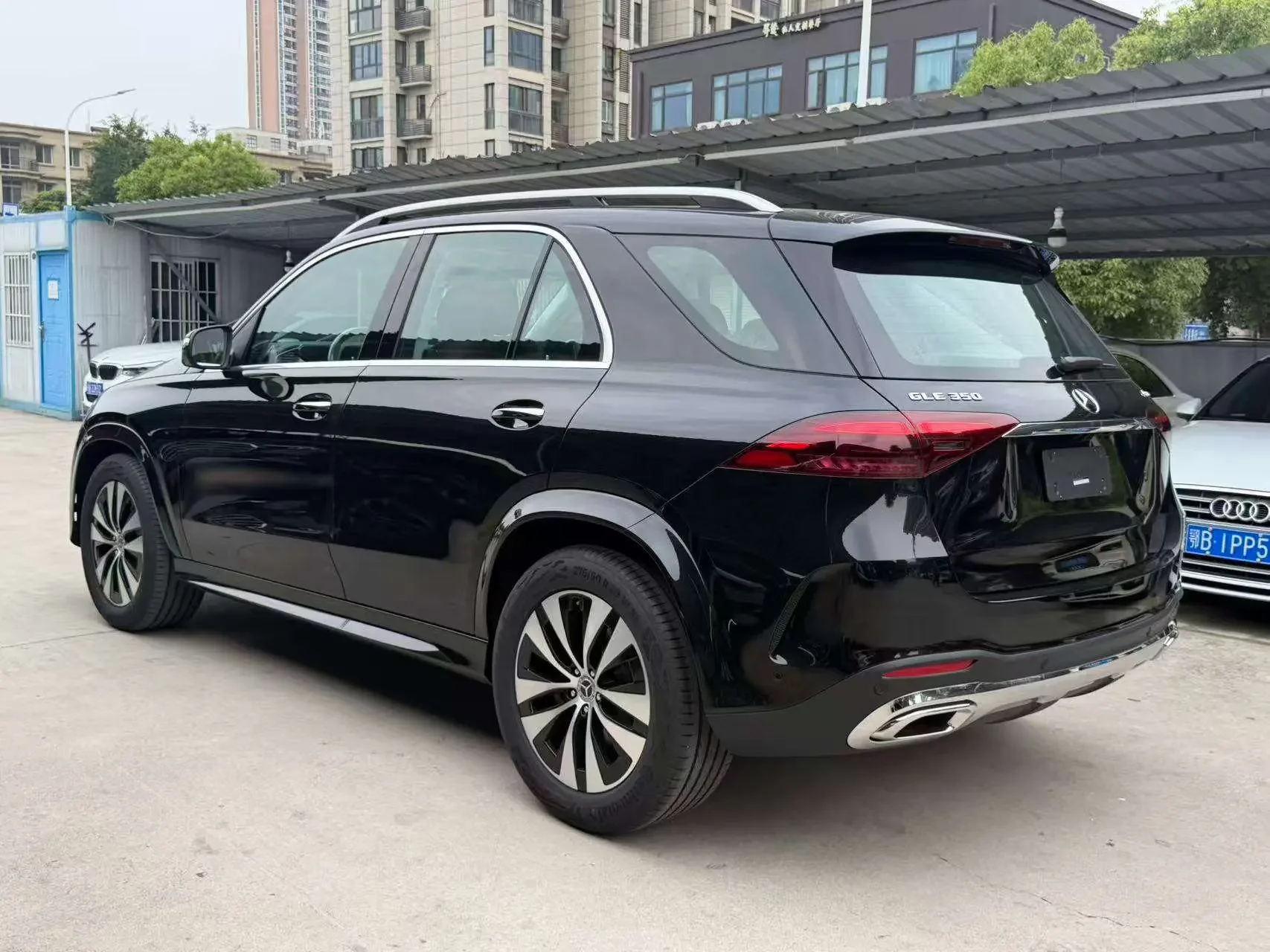 Mercedes-Benz GLE (Imported)