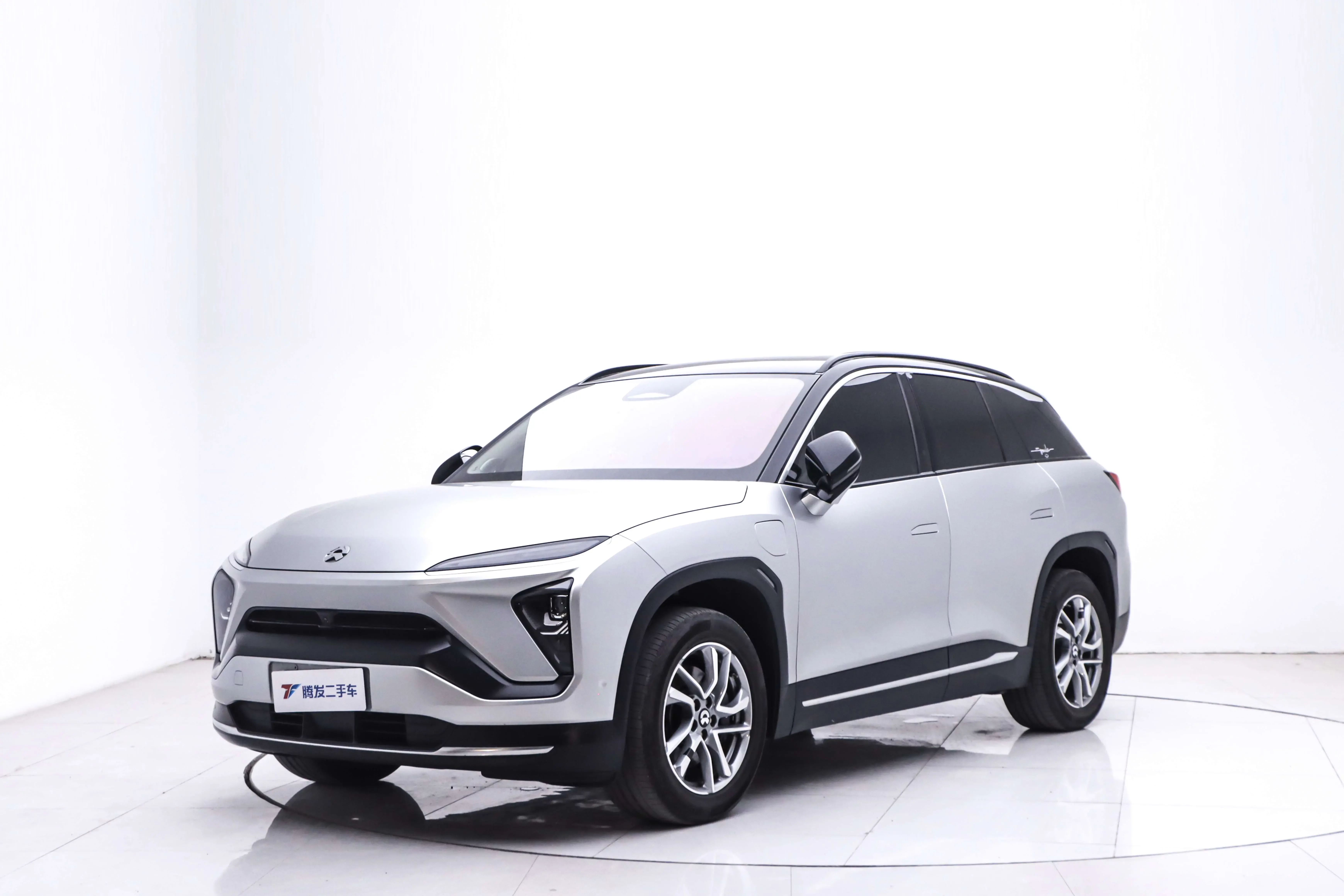 NIO ES6