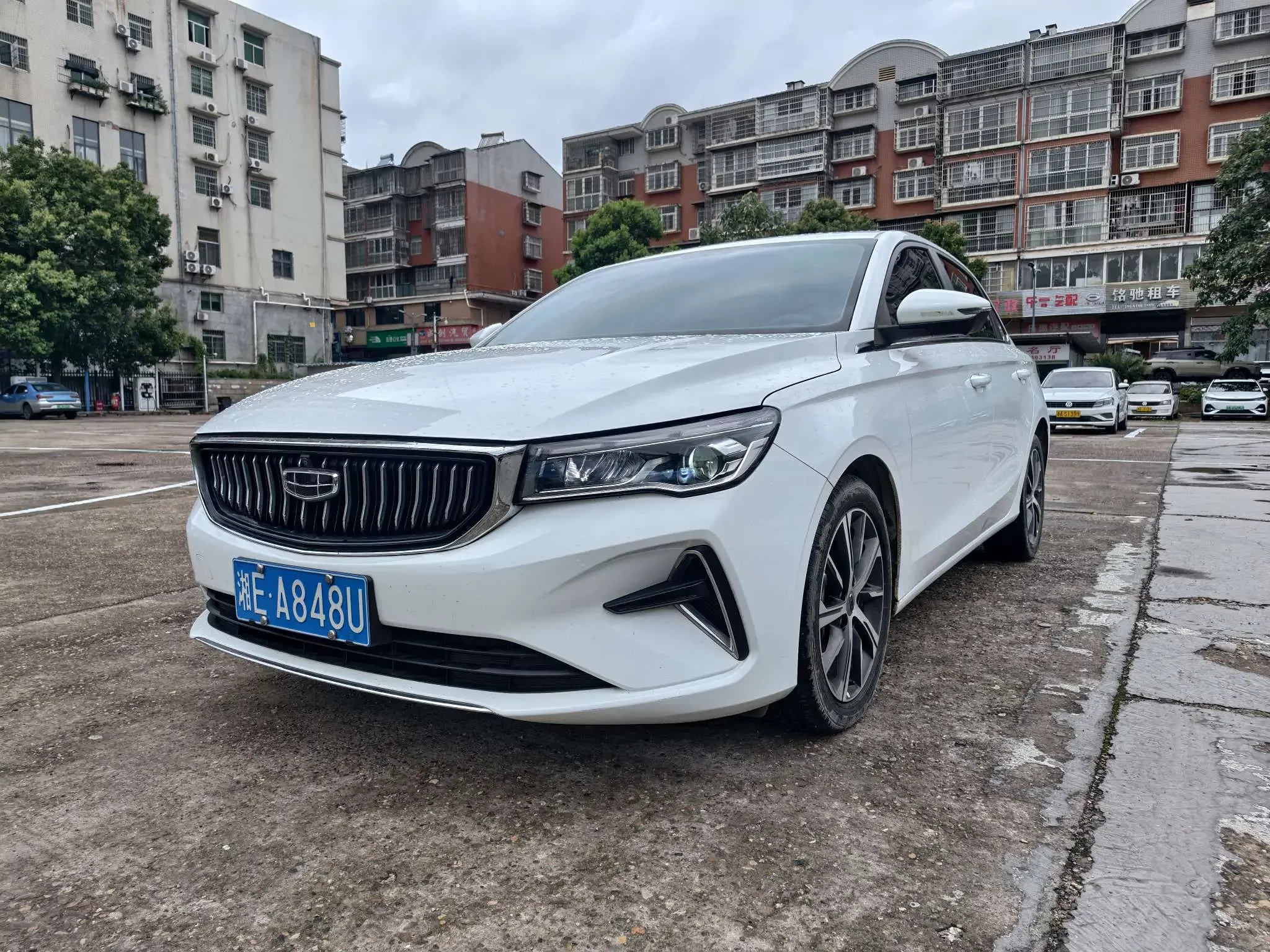 Geely emgrand