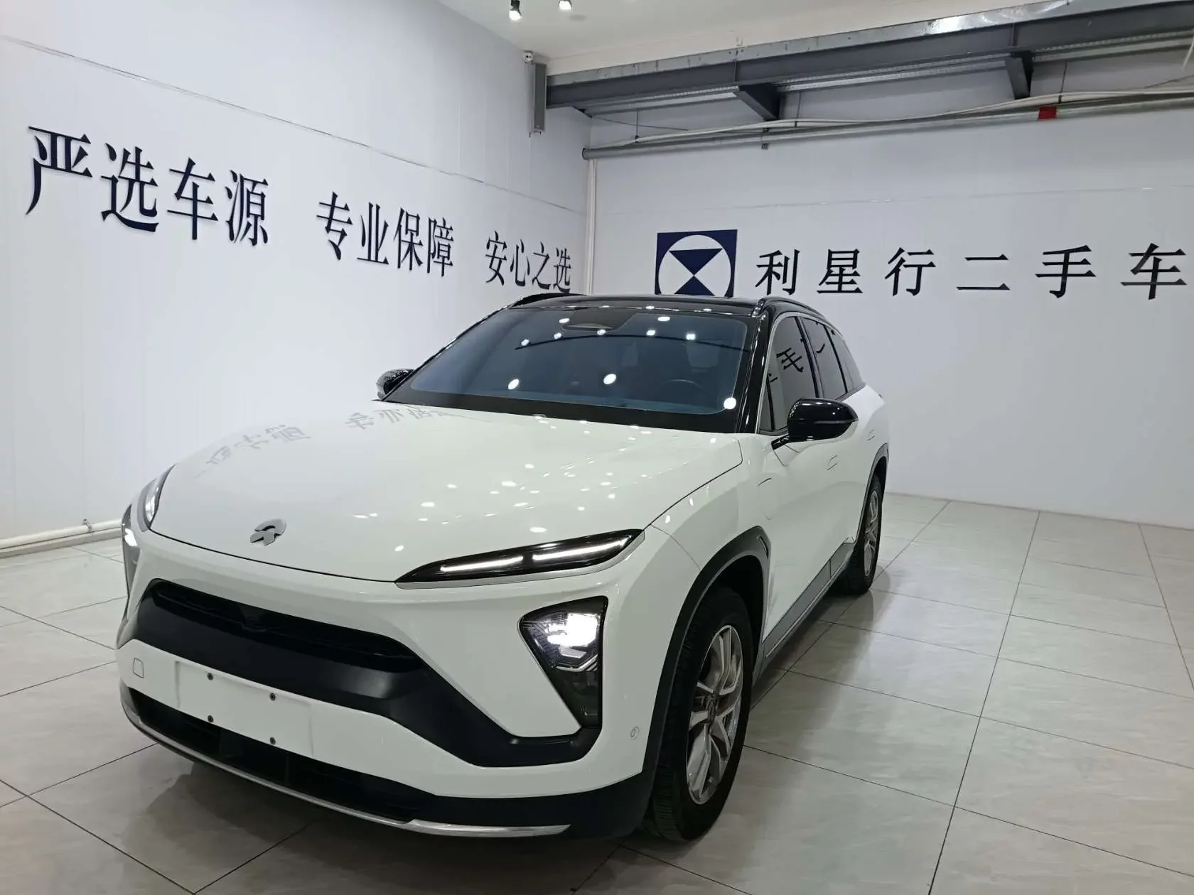NIO ES6