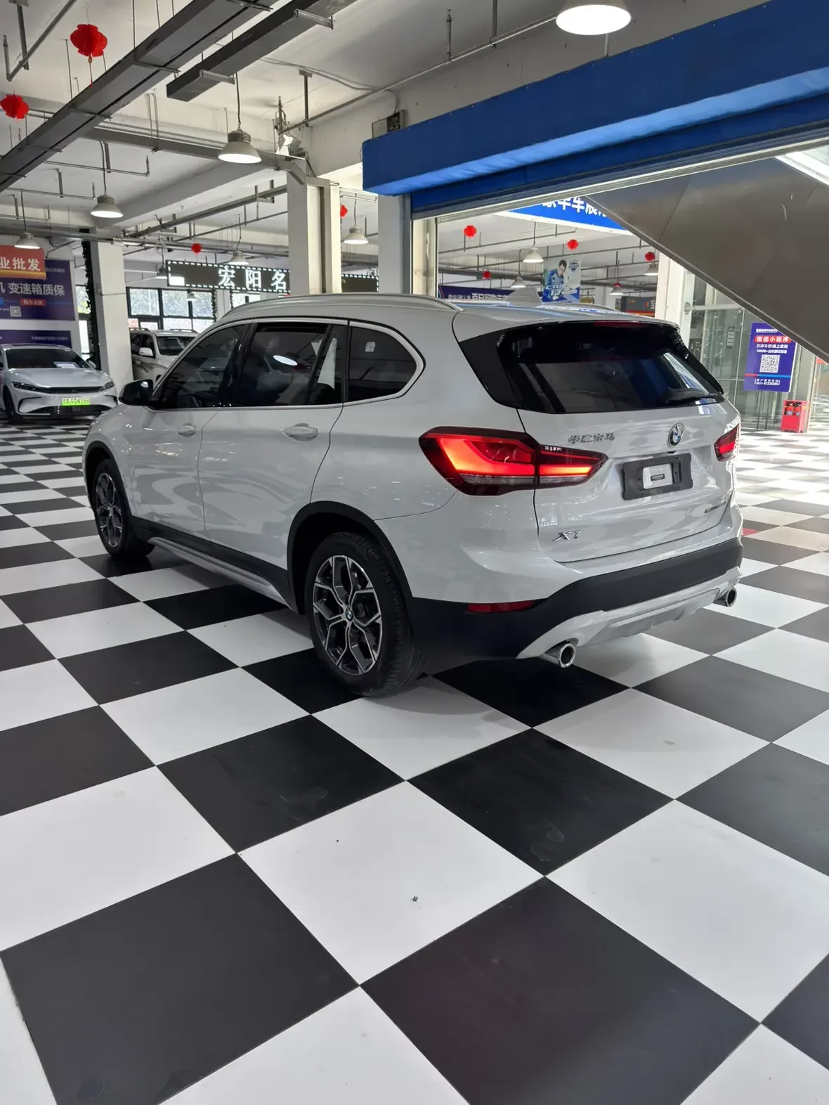 BMW X1